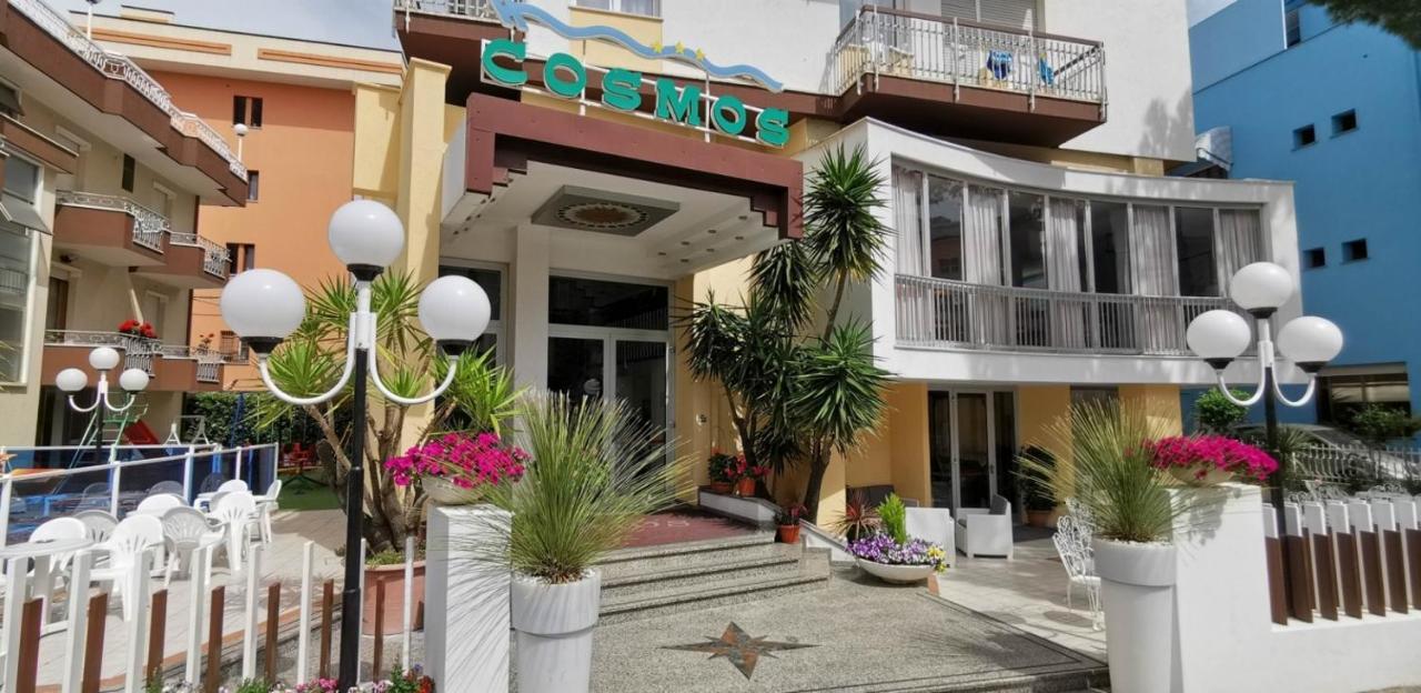 Hotel Cosmos Rimini Buitenkant foto